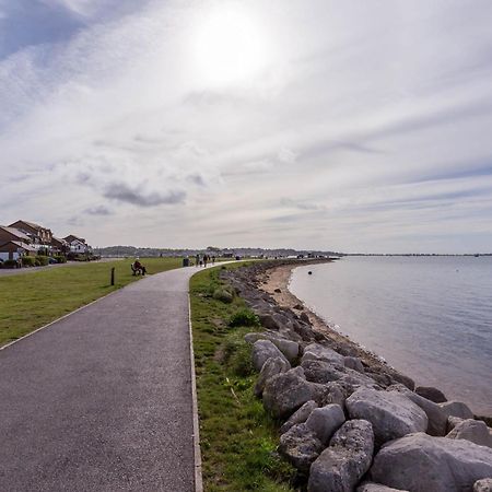 Villa Trade Winds Poole Exterior foto