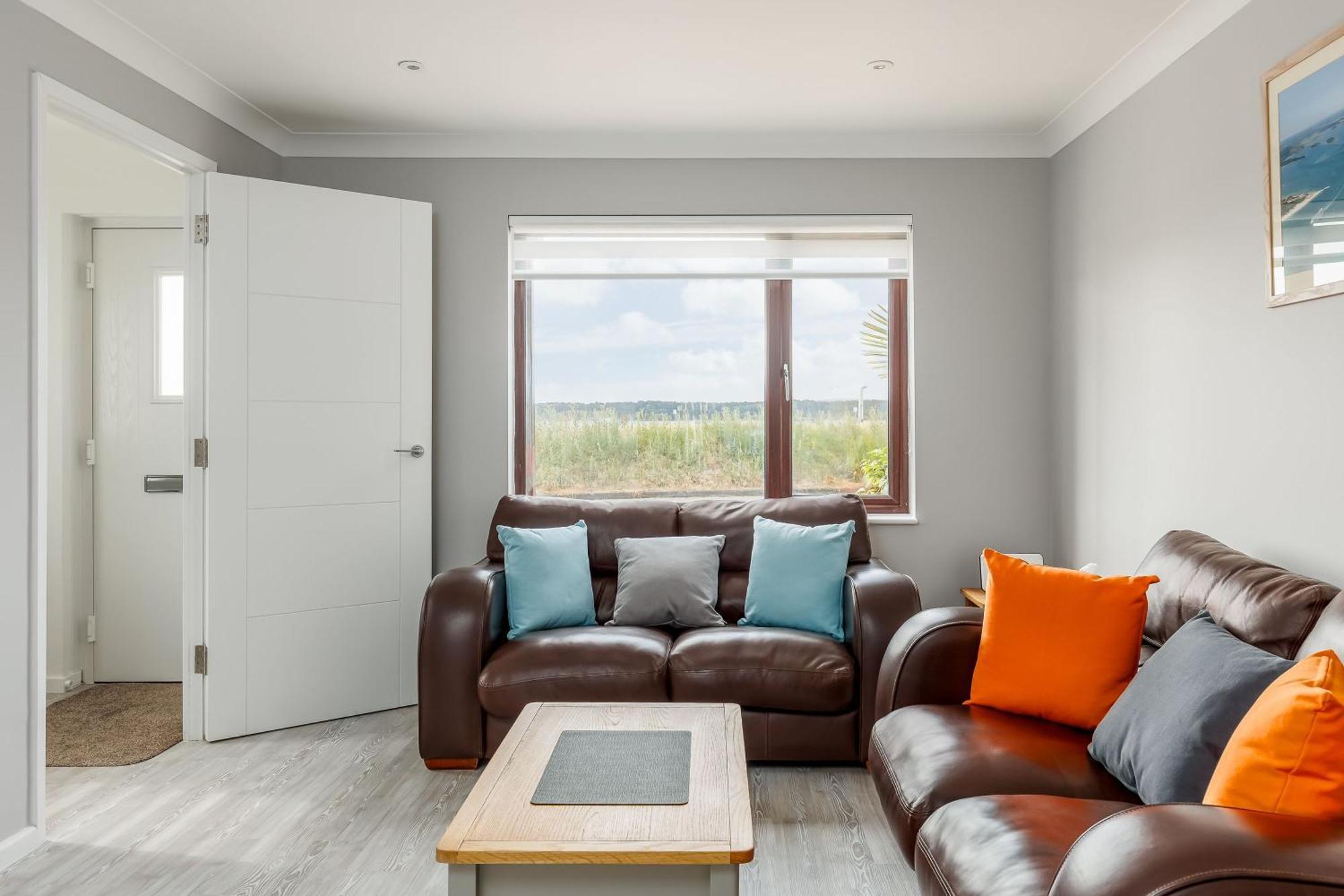 Villa Trade Winds Poole Exterior foto
